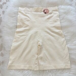 Shapermint Essentials High Waisted Shaper Shorts Cream Beige 4XL 4TG NEW